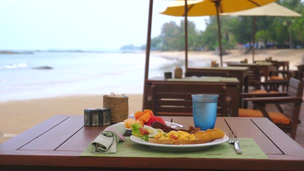 Travel Vacation Holiday Concept Beachside Restaurant Tropical Country Turquoise Sea — Stok video