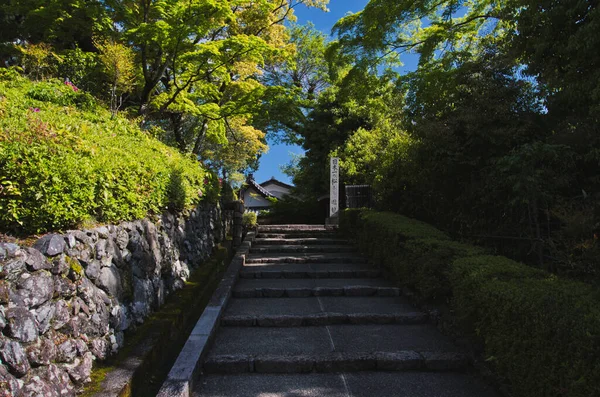 Лестницы Храма Йошимин Дера Киото — стоковое фото
