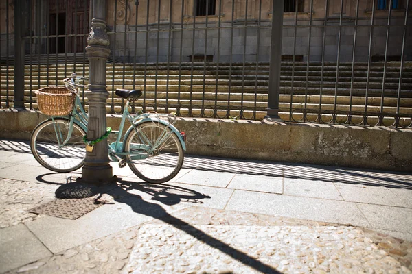 The blue bike — Stock Photo, Image