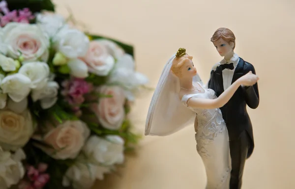 Wedding cake dolls — Stock Photo, Image