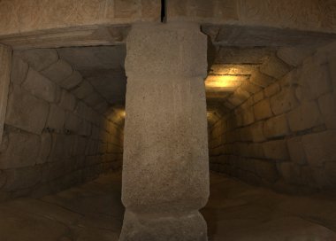 sarnıç, üst koridoruna tıklatarak duvar ayağı