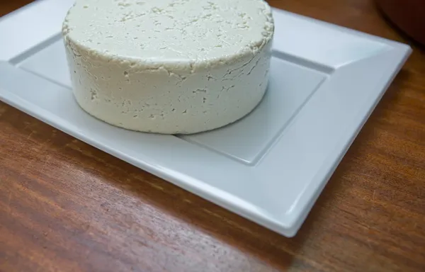 Κομμάτι τυρί cottage — Φωτογραφία Αρχείου