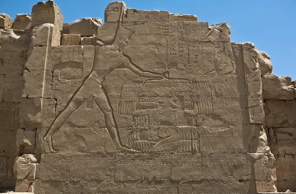 Фараон вбивство своїх ворогів — стокове фото