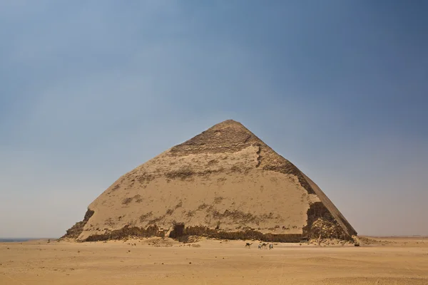 Böjda pyramiden — Stockfoto