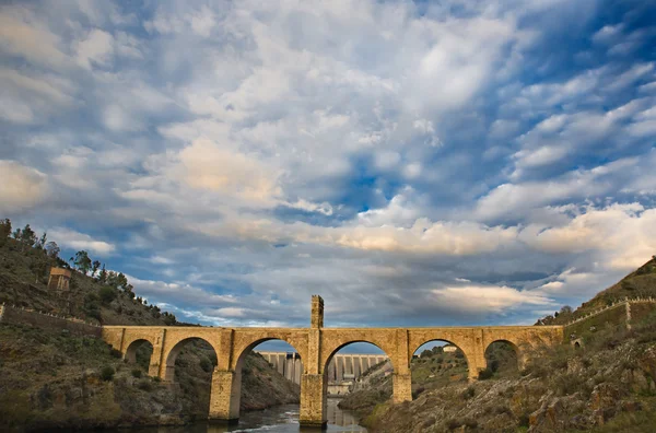 Римский мост Алькантара — стоковое фото