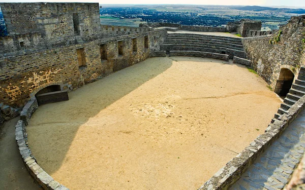 Reutilización del castillo de Monsaraz como plaza de toros — Foto de Stock