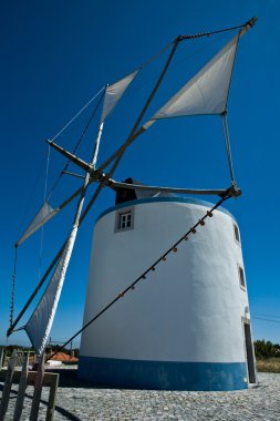 Sesimbra windmill clipart