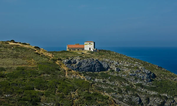 Cape espichel yalıtılmış bina — Stok fotoğraf