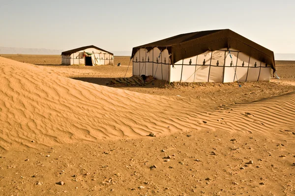 Tentes sur désert — Photo