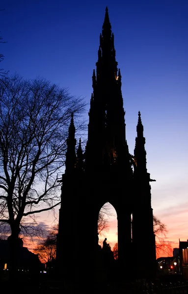 Pôr do sol do monumento Walte scott — Fotografia de Stock