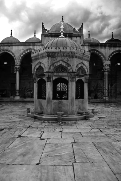 Ablutions courtyard — Stock Photo, Image