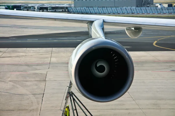 Jet engine — Stock Photo, Image