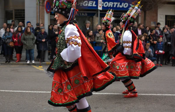 Czerwone spódnice — Zdjęcie stockowe