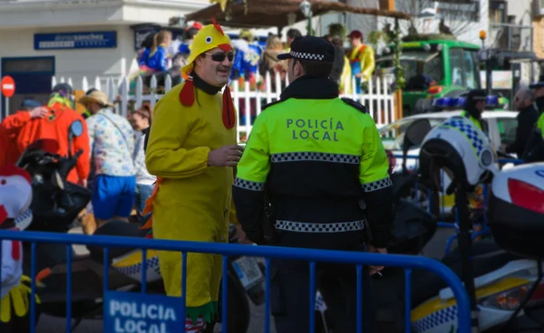 Chick and policeman — Stock Photo, Image