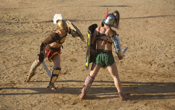 I gladiatori combattono — Foto Stock