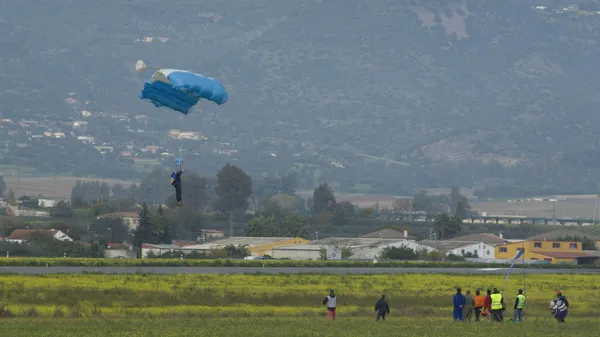 Atterraggio Skydiver — Foto Stock