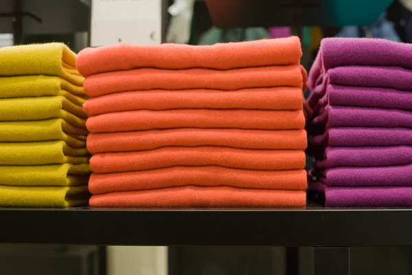 Hromady svetry — Stock fotografie
