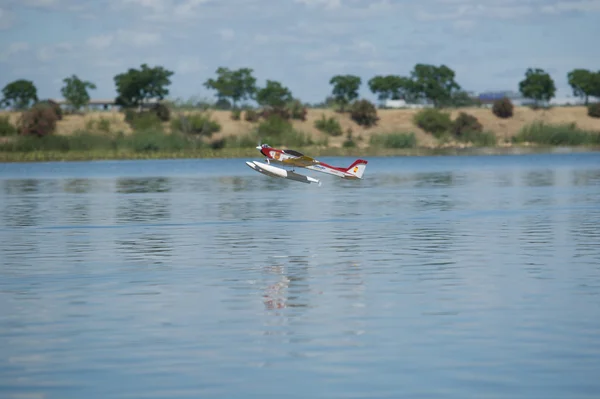 Taking off over Guadiana river — Stock Photo, Image