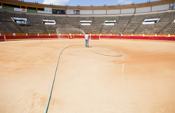 Riego de la plaza de toros —  Fotos de Stock