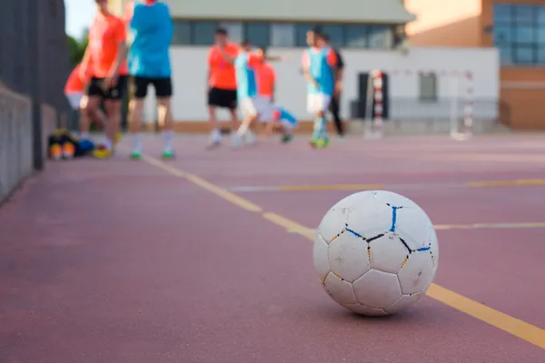 5 yan futbol takımı eğitim