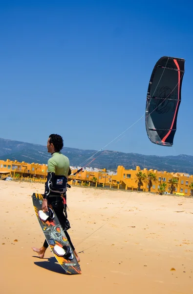 Sportman kite surfer — Stockfoto