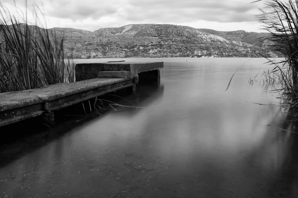 Concret pier landscape — Stock Photo, Image