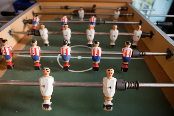 Antiguo futbolín en el pub — Foto de Stock