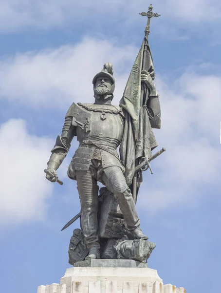 Medellin Hiszpania Kwietnia 2021 Pomnik Hernana Cortesa Imperium Azteckie Hiszpański — Zdjęcie stockowe