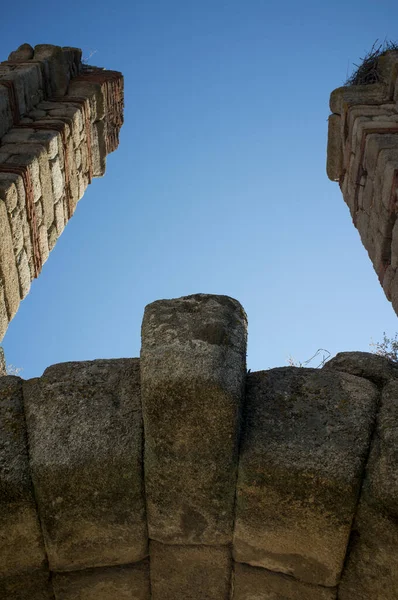 San Lazaro Aqueduto Romano Permanece Merida Espanha Pedra Chave Ápice — Fotografia de Stock