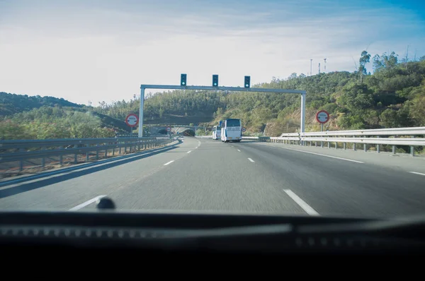 Acercándose Túnel Media Fanega Vista Desde Interior Del Coche — Foto de Stock