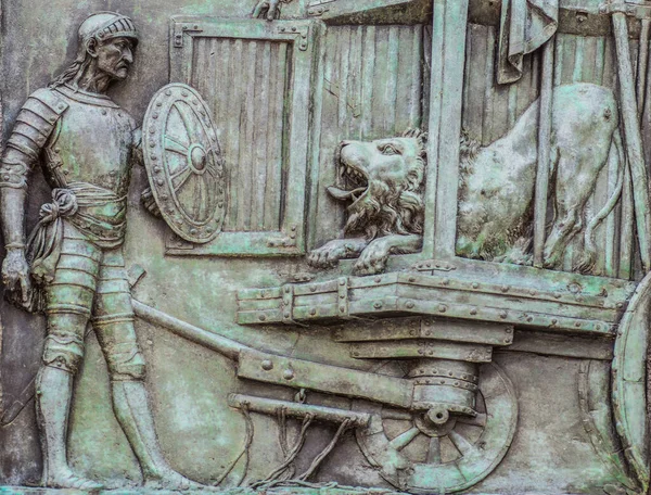 スペイン マドリード 2021年3月6日 キホーテのシーンでブロンズ救済 ピクア デュアートによる1835年の作品 ライオンの冒険 スペイン副議会前のミゲル セルバンテス記念碑 マドリード — ストック写真