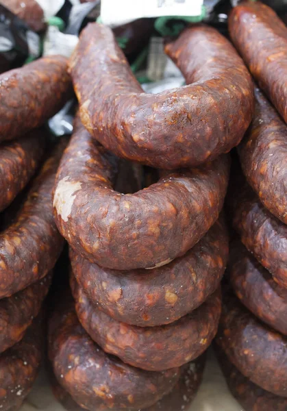 Röd Iberisk Chorizo Visas Gatumarknaden Stall Närbild — Stockfoto