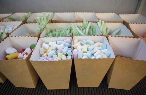 Cardboard Baskets Full Candies Salad Snacks Candy Buffet Candy Bar — Stok fotoğraf