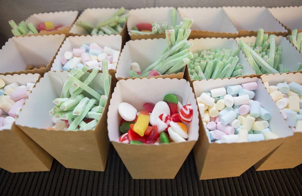 Cardboard Baskets Full Candies Salad Snacks Candy Buffet Candy Bar — ストック写真