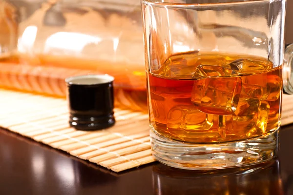 Cold whiskey — Stock Photo, Image