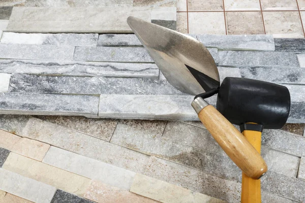 Trowel Rubber Hammer Granite Strip Tiles — Stock Photo, Image