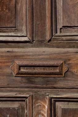 Evi antigua Guatemala eski kapı ve letterbox yuvası