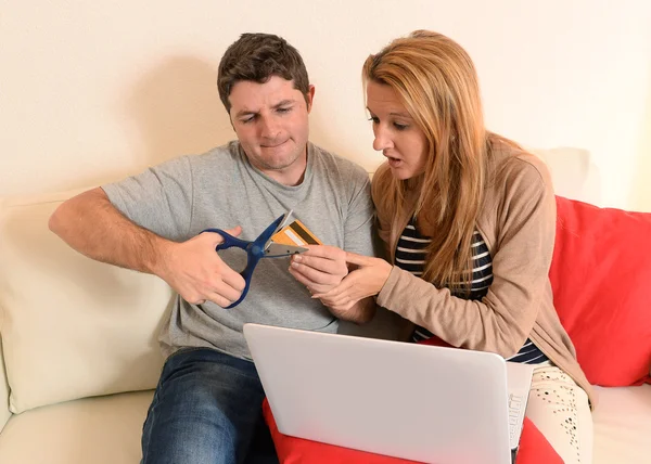 Couple in trouble cause of spending money on i-shopping — Stock Photo, Image