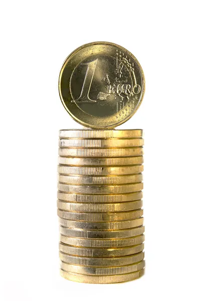 Uma pilha de moedas de um euro — Fotografia de Stock