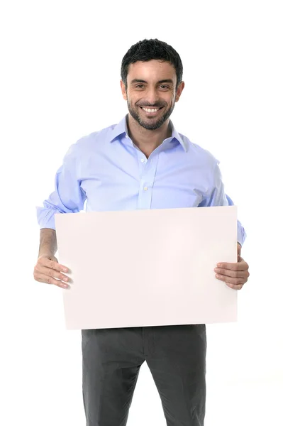 Homem de negócios atraente feliz segurando outdoor em branco como copyspace — Fotografia de Stock