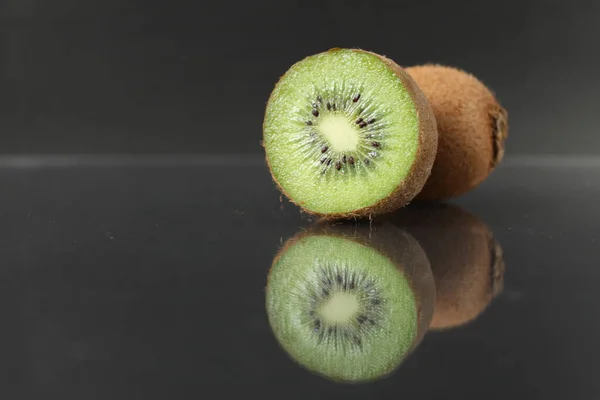 Whole Half Fruit Kiwi Berries Lie Black Background Copyspace — Stock Photo, Image