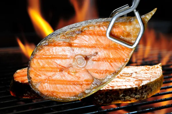 Gegrillter Fisch — Stockfoto