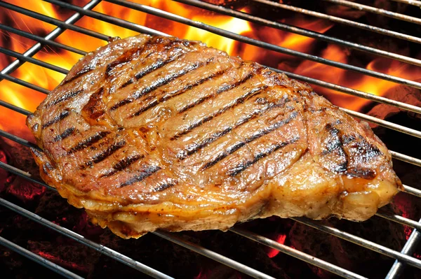 Grilled beef — Stock Photo, Image