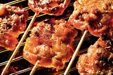 Kızarmış domuz eti.