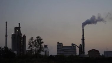 kimyasal tesis