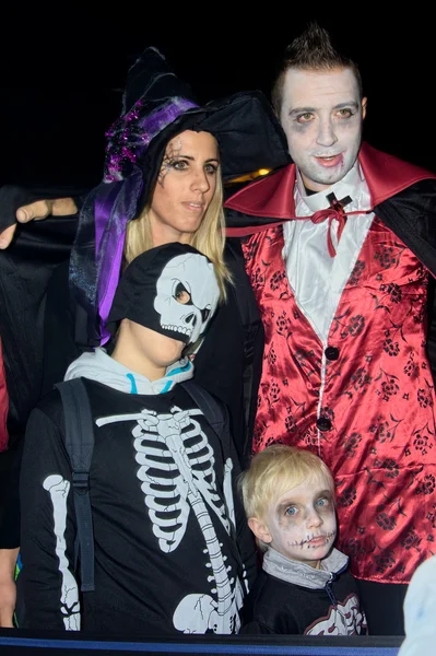 Halloween family — Stock Photo, Image