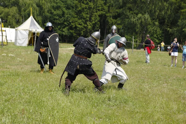 Medieval European knights fighting — Stock Photo, Image