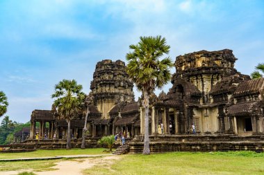 Kamboçya. Siem Reap Eyaleti. Angkor Wat (Tapınak Şehri). Kamboçya 'daki bir Budist ve tapınak kompleksi ve dünyanın en büyük dini anıtı.
