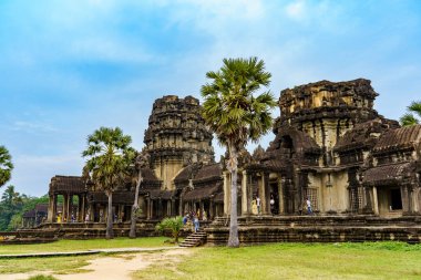 Kamboçya. Siem Reap Eyaleti. Angkor Wat (Tapınak Şehri). Kamboçya 'daki bir Budist ve tapınak kompleksi ve dünyanın en büyük dini anıtı.