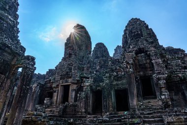 Kamboçya. Siem Reap. Angkor arkeoloji parkı. Bayon Tapınağı 12. yüzyıl Hindu tapınağı.